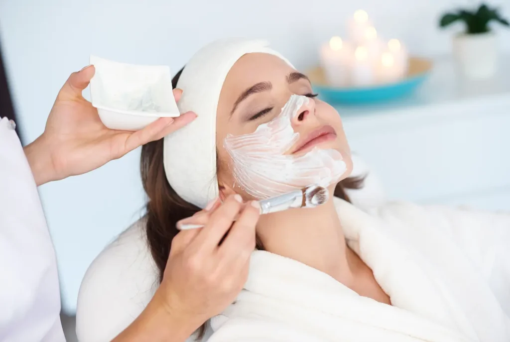 Cómo elegir el tratamiento facial ideal para tu piel